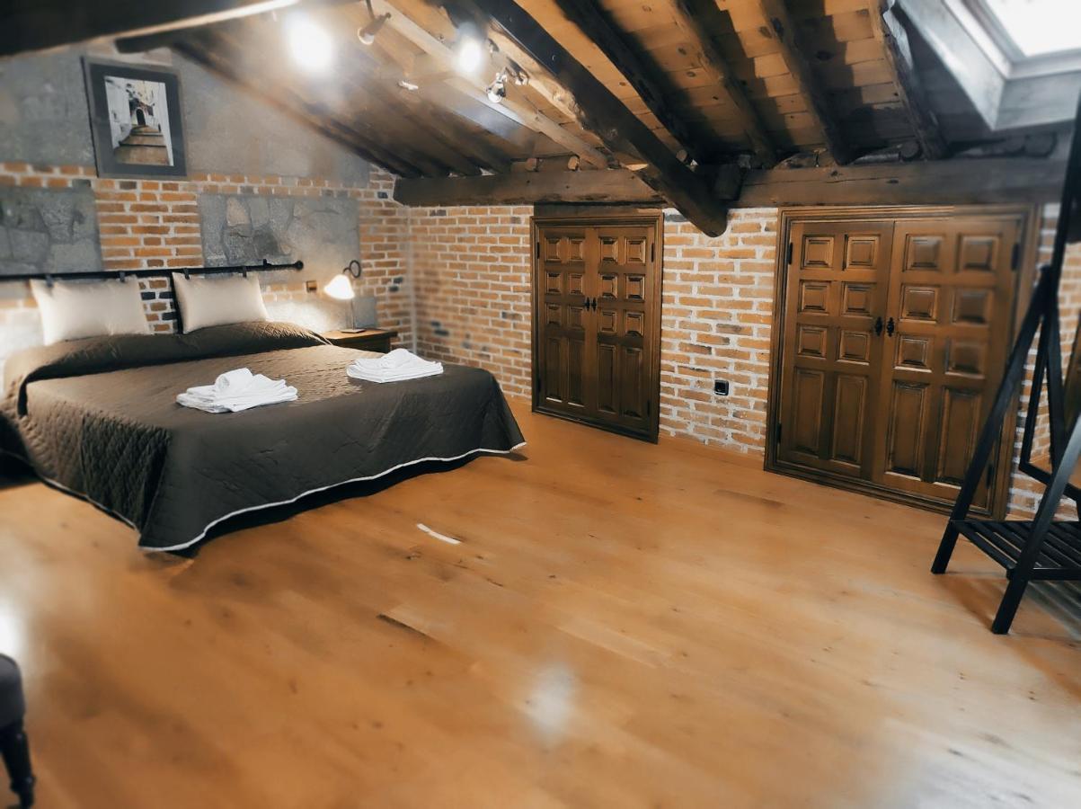 Casa Rural Puerta De Castilla Velayos ภายนอก รูปภาพ