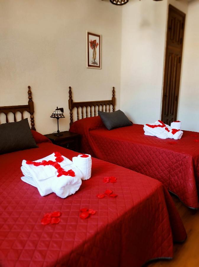Casa Rural Puerta De Castilla Velayos ภายนอก รูปภาพ
